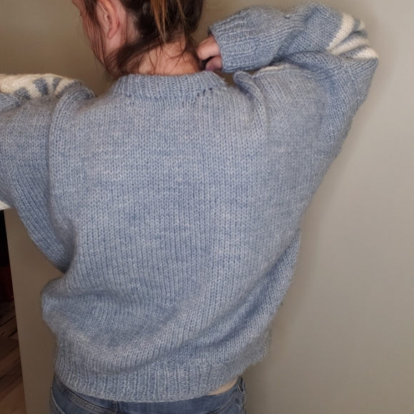 Handknit Crewneck Sweater Alternating Pattern Nautical Blue Chunky Knit - Picture 5 of 15